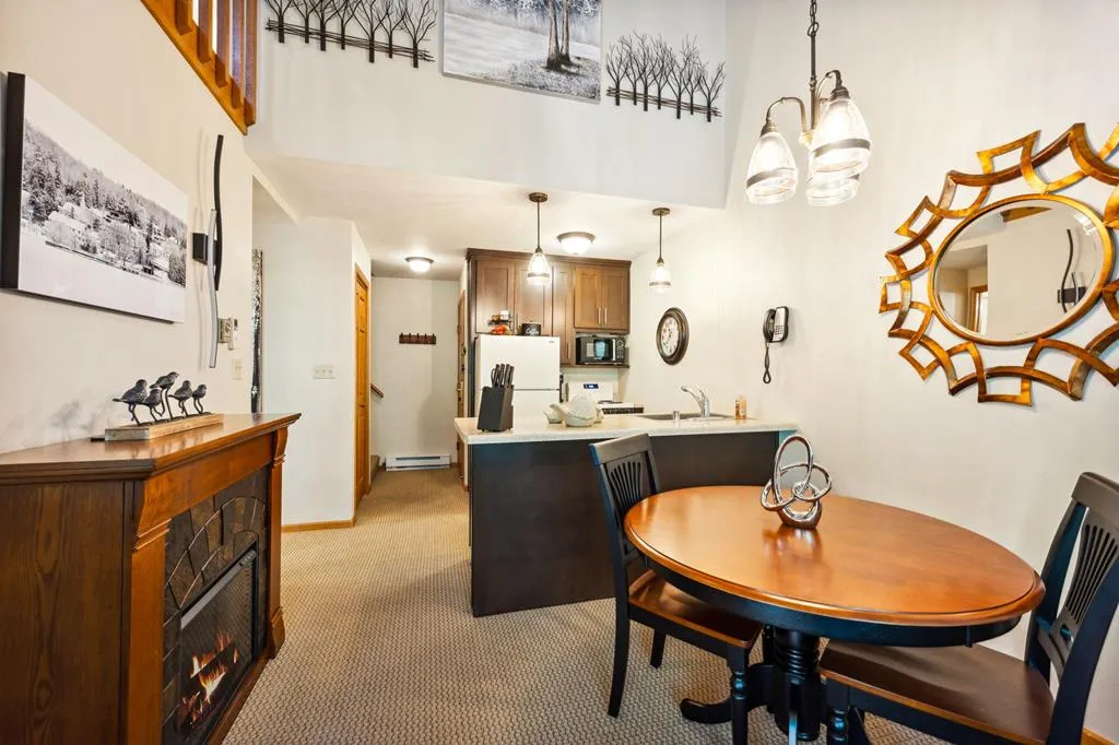 4908 Landmark Cir # 1312, Egg Harbor Wi 54209, 2 Bedrooms Bedrooms, ,1 BathroomBathrooms,Condominium,For Sale,Landmark Cir,143294