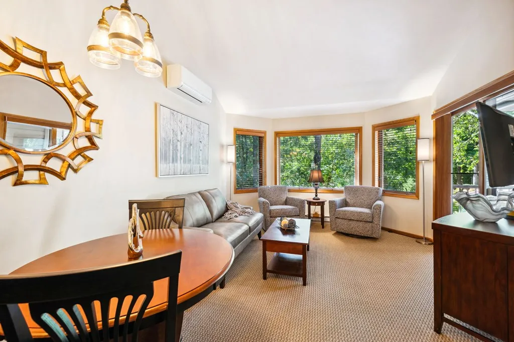 4908 Landmark Cir # 1312, Egg Harbor Wi 54209, 2 Bedrooms Bedrooms, ,1 BathroomBathrooms,Condominium,For Sale,Landmark Cir,143294