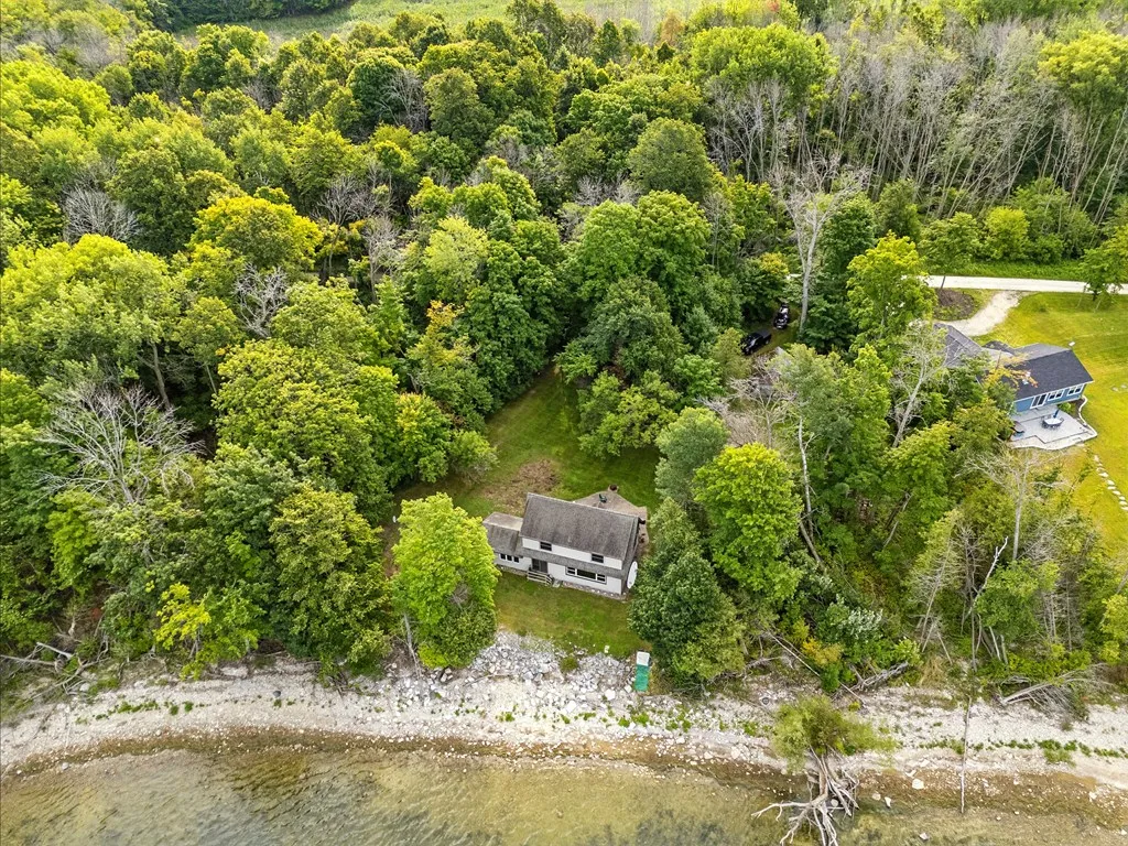1337 N Bay Shore Rd, Brussels, Wisconsin 54204, 3 Bedrooms Bedrooms, ,1 BathroomBathrooms,Waterfront-Residential,For Sale,N Bay Shore Rd,144475