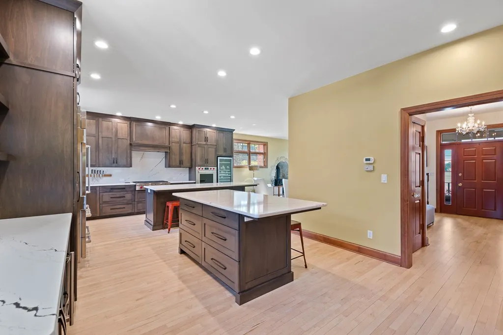 1006 Memorial Dr, Sturgeon Bay, Wisconsin 54235, 4 Bedrooms Bedrooms, ,4 BathroomsBathrooms,Waterfront-Residential,For Sale,Memorial Dr,144124