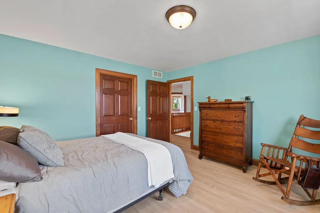 1006 Memorial Dr, Sturgeon Bay, Wisconsin 54235, 4 Bedrooms Bedrooms, ,4 BathroomsBathrooms,Waterfront-Residential,For Sale,Memorial Dr,144124