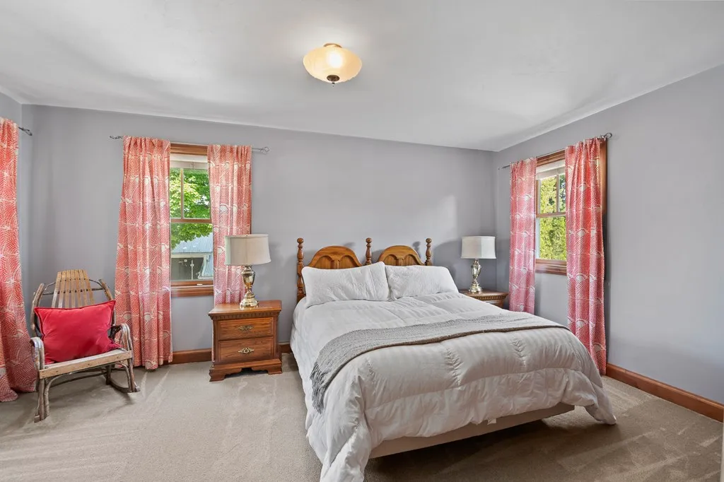 1006 Memorial Dr, Sturgeon Bay, Wisconsin 54235, 4 Bedrooms Bedrooms, ,4 BathroomsBathrooms,Waterfront-Residential,For Sale,Memorial Dr,144124