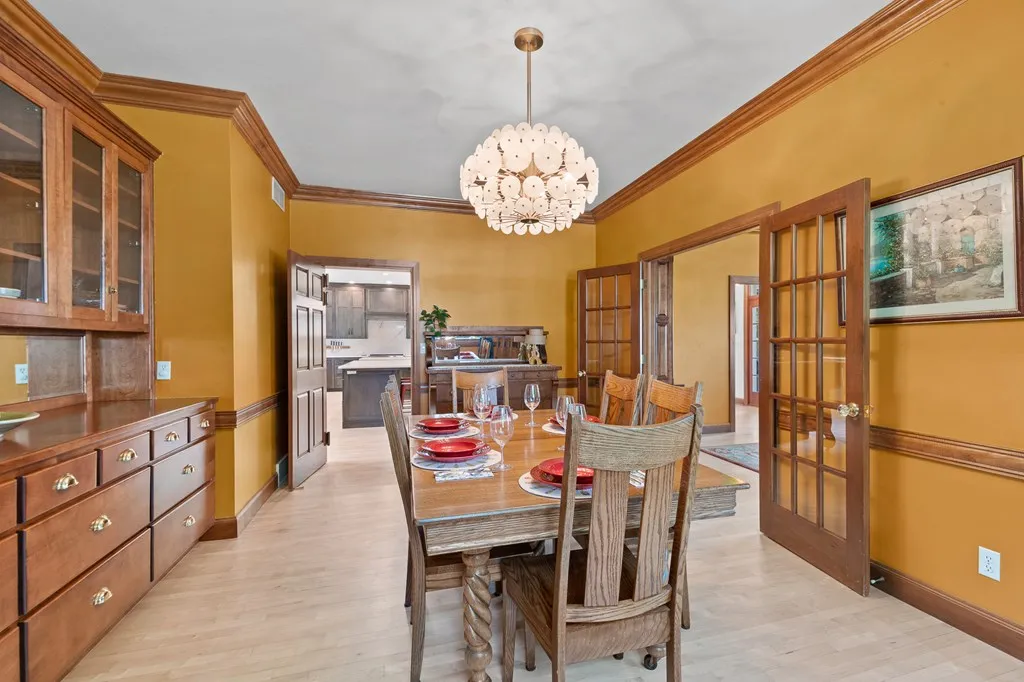 1006 Memorial Dr, Sturgeon Bay, Wisconsin 54235, 4 Bedrooms Bedrooms, ,4 BathroomsBathrooms,Waterfront-Residential,For Sale,Memorial Dr,144124
