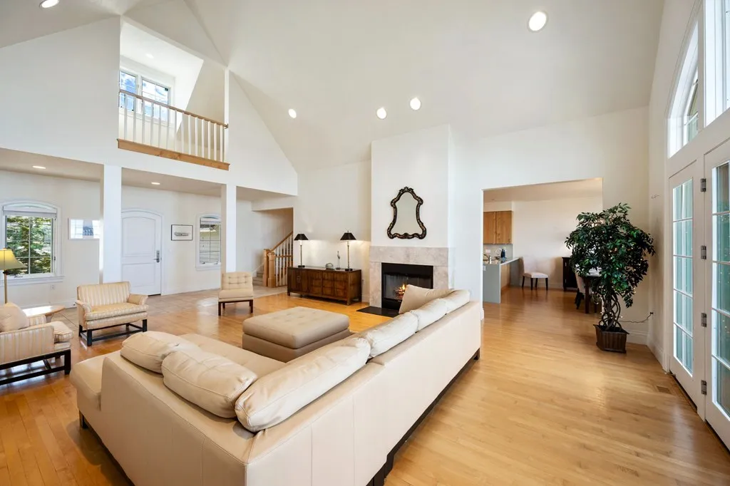 10728 Admiral Dr, Sister Bay Wi 54234, 5 Bedrooms Bedrooms, ,7 BathroomsBathrooms,Condominium,For Sale,Admiral Dr,141426