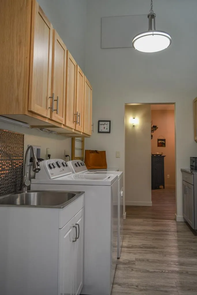 511 N Duluth Ave, Sturgeon Bay Wi 54235, 3 Bedrooms Bedrooms, ,2 BathroomsBathrooms,Inland-Residential,For Sale,N Duluth Ave,143074