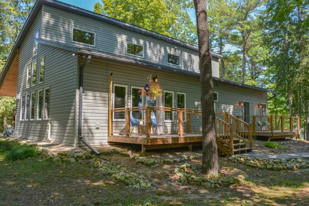511 N Duluth Ave, Sturgeon Bay Wi 54235, 3 Bedrooms Bedrooms, ,2 BathroomsBathrooms,Inland-Residential,For Sale,N Duluth Ave,143074