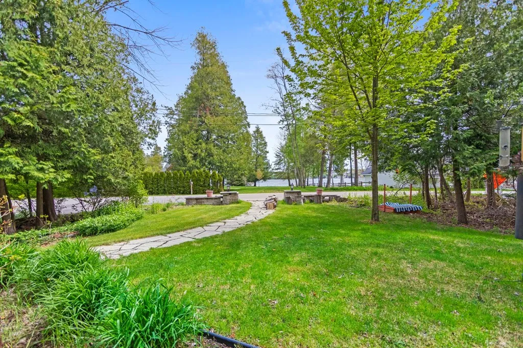 7747 E Shore Dr, Egg Harbor, Wisconsin 54209, 5 Bedrooms Bedrooms, ,4 BathroomsBathrooms,Inland-Residential,For Sale,E Shore Dr,144033