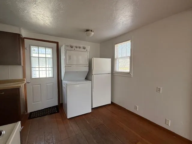 616 Florida St, Sturgeon Bay Wi 54235, 2 Bedrooms Bedrooms, ,1 BathroomBathrooms,Inland-Residential,For Sale,Florida St,143683