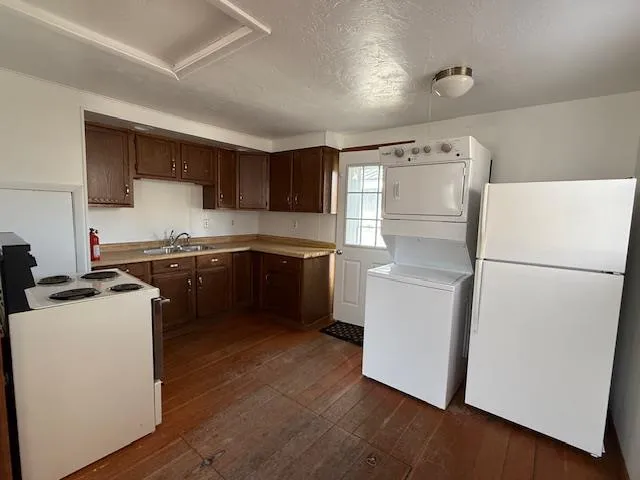 616 Florida St, Sturgeon Bay Wi 54235, 2 Bedrooms Bedrooms, ,1 BathroomBathrooms,Inland-Residential,For Sale,Florida St,143683