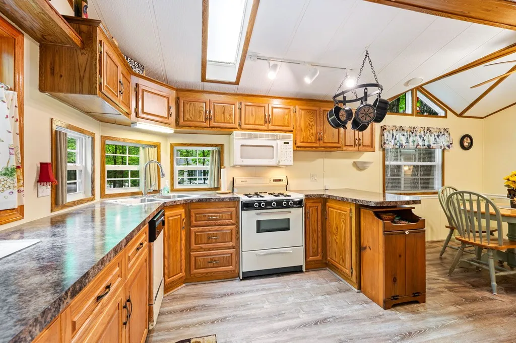 4286 Harbor School Rd, Egg Harbor Wi 54209, 2 Bedrooms Bedrooms, ,1 BathroomBathrooms,Condominium,For Sale,Harbor School Rd,143156