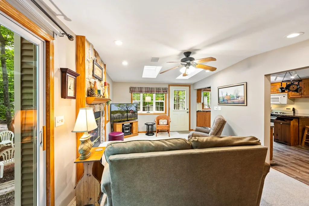 4286 Harbor School Rd, Egg Harbor Wi 54209, 2 Bedrooms Bedrooms, ,1 BathroomBathrooms,Condominium,For Sale,Harbor School Rd,143156