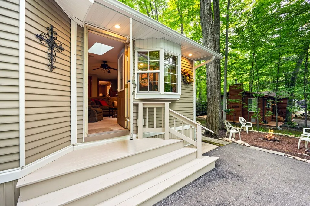 4286 Harbor School Rd, Egg Harbor Wi 54209, 2 Bedrooms Bedrooms, ,1 BathroomBathrooms,Condominium,For Sale,Harbor School Rd,143156
