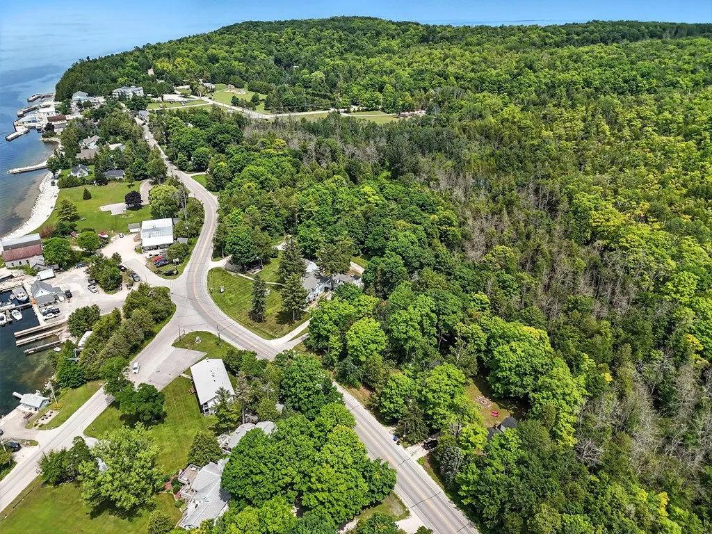 12658 Hwy 42, Gills Rock, Wisconsin 54210, 4 Bedrooms Bedrooms, ,2 BathroomsBathrooms,Inland-Residential,For Sale,Hwy 42,144263