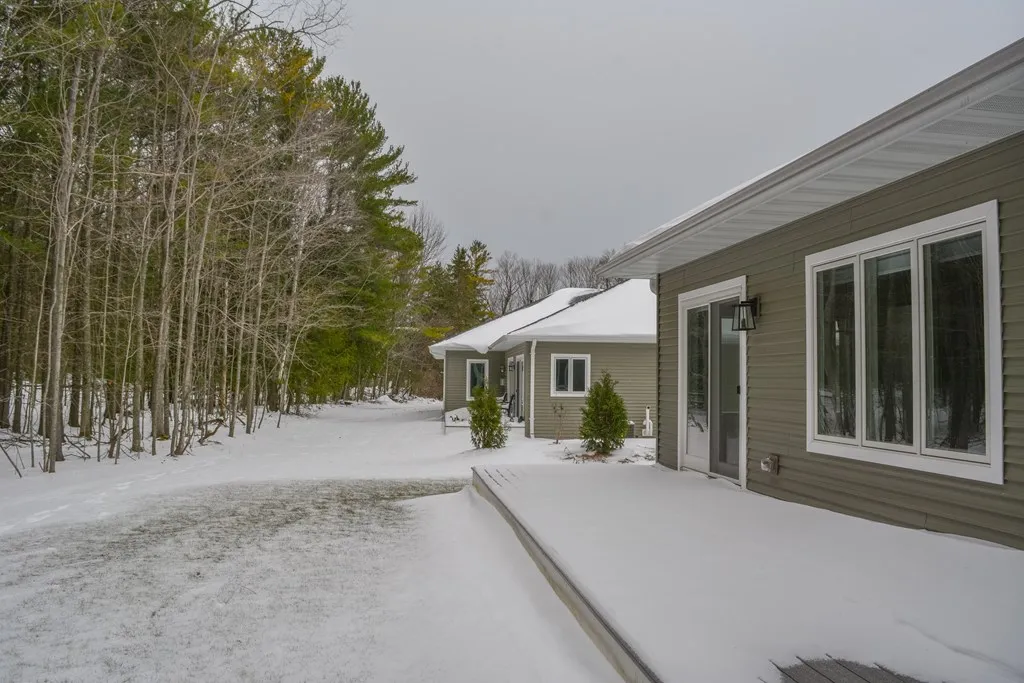 7709 Hwy 42 # 202, Egg Harbor Wi 54209, 2 Bedrooms Bedrooms, ,2 BathroomsBathrooms,Condominium,For Sale,Hwy 42,143472