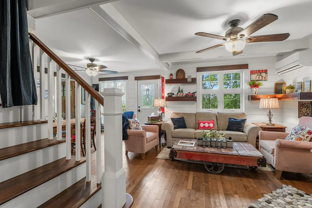 9825 Hwy 57, Sister Bay Wi 54234, 3 Bedrooms Bedrooms, ,1 BathroomBathrooms,Inland-Residential,For Sale,Hwy 57,143567