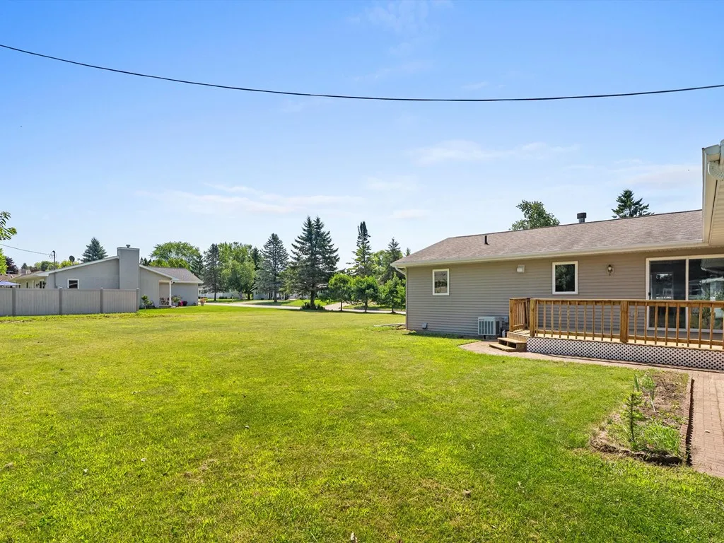 1510 Iowa Pl, Sturgeon Bay, Wisconsin 54235, 3 Bedrooms Bedrooms, ,2 BathroomsBathrooms,Inland-Residential,For Sale,Iowa Pl,144344