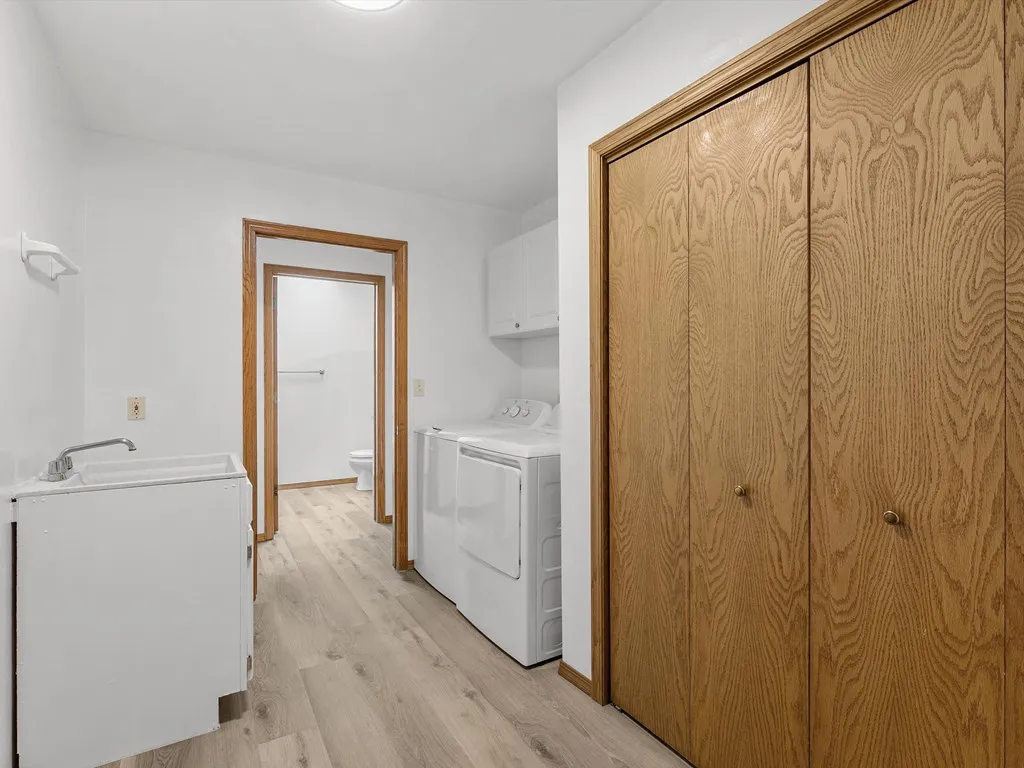 1510 Iowa Pl, Sturgeon Bay, Wisconsin 54235, 3 Bedrooms Bedrooms, ,2 BathroomsBathrooms,Inland-Residential,For Sale,Iowa Pl,144344
