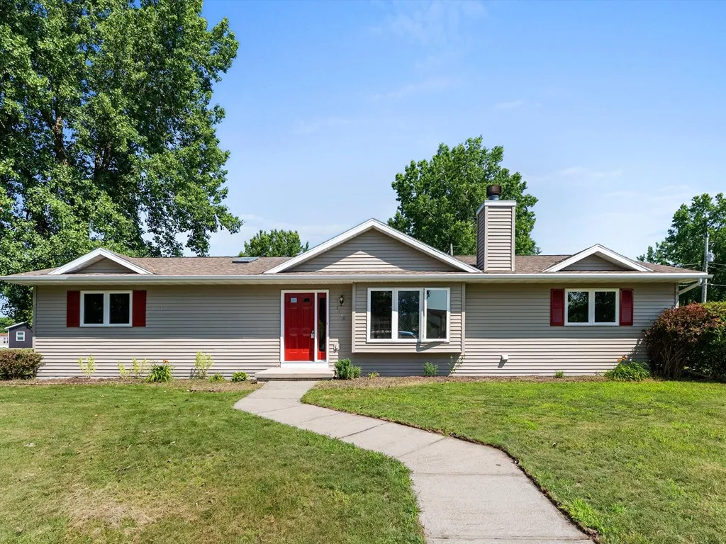 1510 Iowa Pl, Sturgeon Bay, Wisconsin 54235, 3 Bedrooms Bedrooms, ,2 BathroomsBathrooms,Inland-Residential,For Sale,Iowa Pl,144344