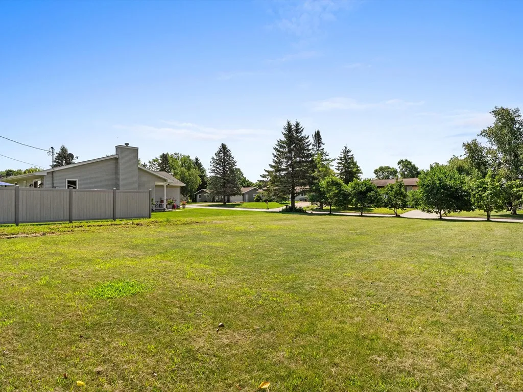 1510 Iowa Pl, Sturgeon Bay, Wisconsin 54235, 3 Bedrooms Bedrooms, ,2 BathroomsBathrooms,Inland-Residential,For Sale,Iowa Pl,144344