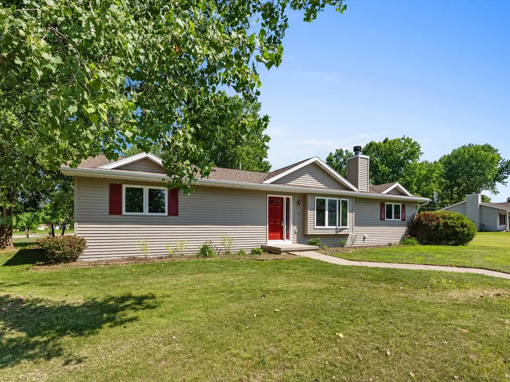 1510 Iowa Pl, Sturgeon Bay, Wisconsin 54235, 3 Bedrooms Bedrooms, ,2 BathroomsBathrooms,Inland-Residential,For Sale,Iowa Pl,144344