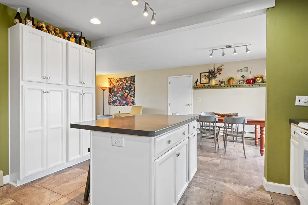 914 N 8th Pl, Sturgeon Bay Wi 54235, 4 Bedrooms Bedrooms, ,3 BathroomsBathrooms,Inland-Residential,For Sale,N 8th Pl,141199