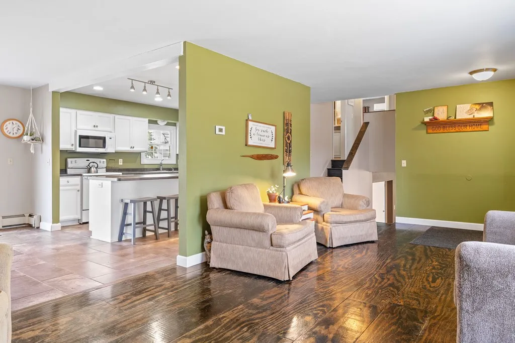 914 N 8th Pl, Sturgeon Bay Wi 54235, 4 Bedrooms Bedrooms, ,3 BathroomsBathrooms,Inland-Residential,For Sale,N 8th Pl,141199