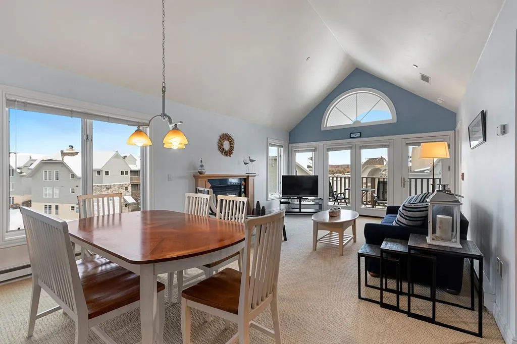 10673 Regatta Way # 4541, Sister Bay Wi 54234, 2 Bedrooms Bedrooms, ,2 BathroomsBathrooms,Condominium,For Sale,Regatta Way,143485
