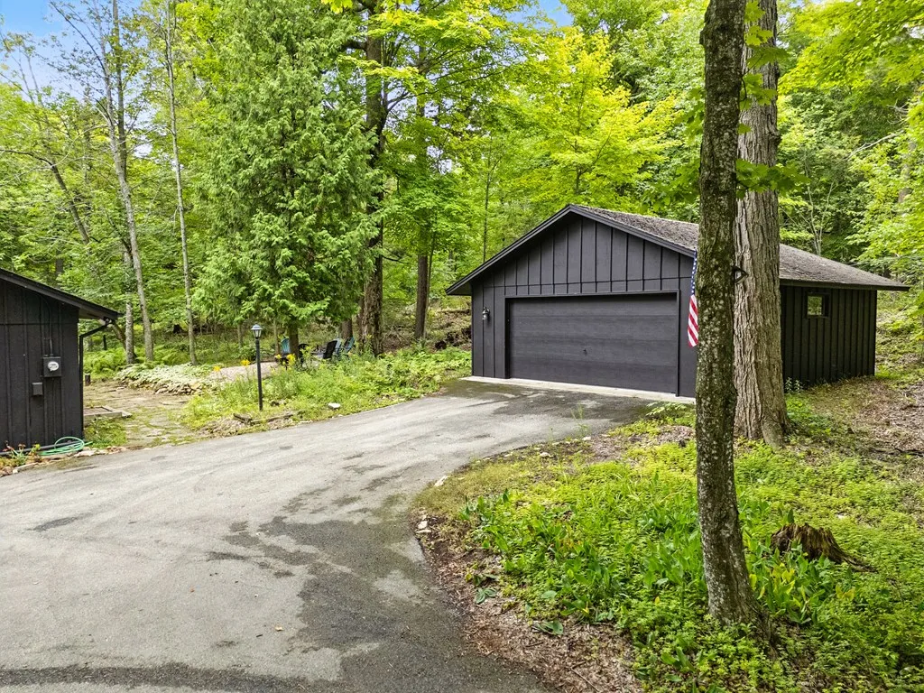10682 Forest Ln, Sister Bay, Wisconsin 54234, 5 Bedrooms Bedrooms, ,4 BathroomsBathrooms,Inland-Residential,For Sale,Forest Ln,144460