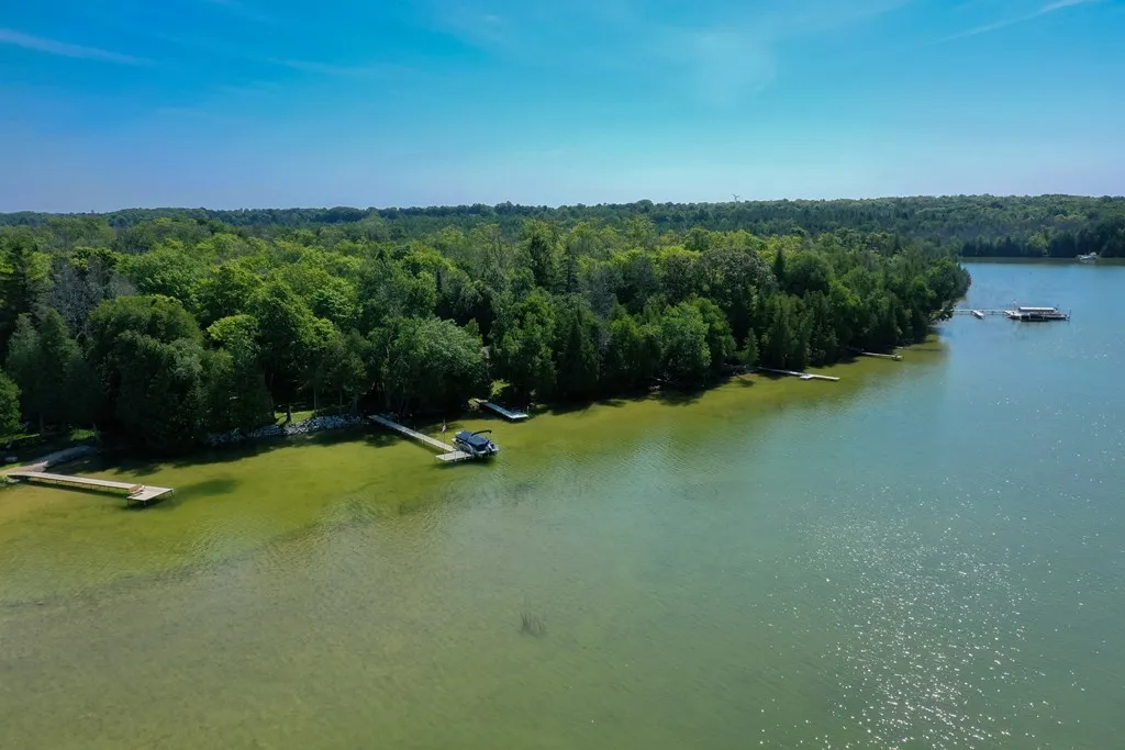 7657 Elm Point Rd, Baileys Harbor, Wisconsin 54202, 3 Bedrooms Bedrooms, ,3 BathroomsBathrooms,Waterfront-Residential,For Sale,Elm Point Rd,144352