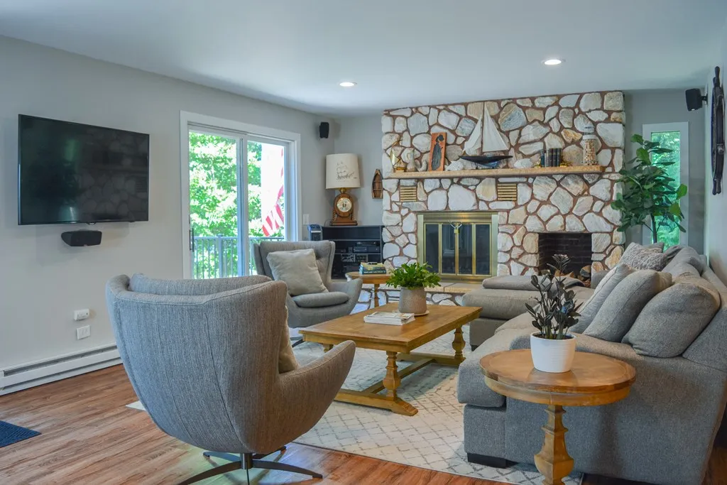 7657 Elm Point Rd, Baileys Harbor, Wisconsin 54202, 3 Bedrooms Bedrooms, ,3 BathroomsBathrooms,Waterfront-Residential,For Sale,Elm Point Rd,144352