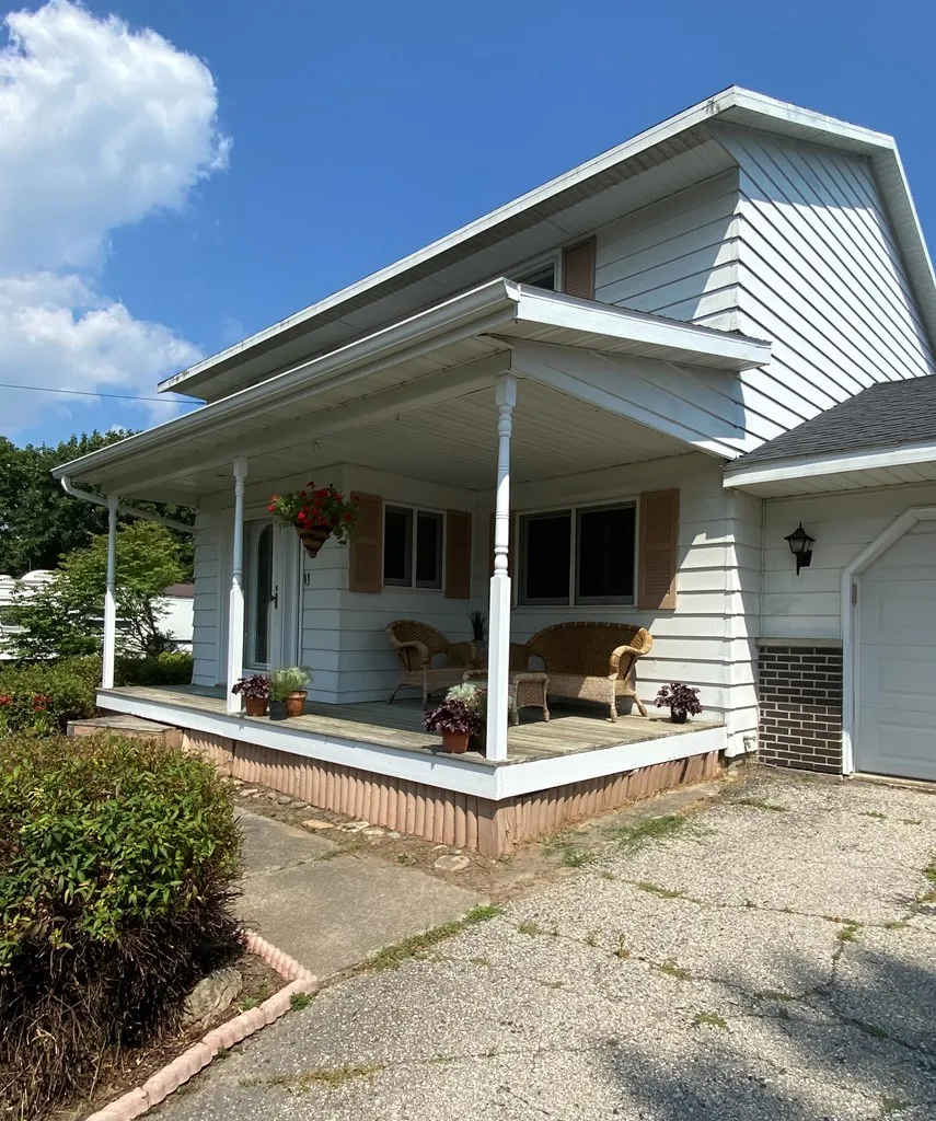 916 N 8th Ave, Sturgeon Bay, Wisconsin 54235, 4 Bedrooms Bedrooms, ,2 BathroomsBathrooms,Inland-Residential,For Sale,N 8th Ave,144400
