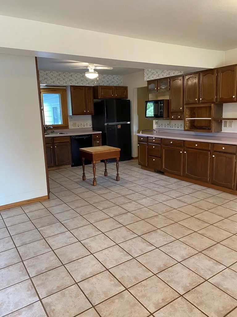 916 N 8th Ave, Sturgeon Bay, Wisconsin 54235, 4 Bedrooms Bedrooms, ,2 BathroomsBathrooms,Inland-Residential,For Sale,N 8th Ave,144400
