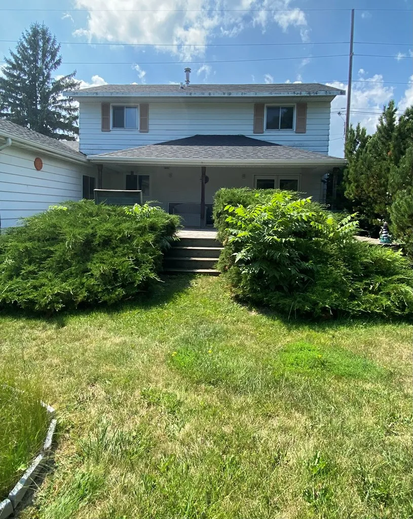 916 N 8th Ave, Sturgeon Bay, Wisconsin 54235, 4 Bedrooms Bedrooms, ,2 BathroomsBathrooms,Inland-Residential,For Sale,N 8th Ave,144400