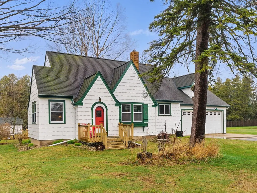 351 S Forestville Ave, Forestville Wi 54213, 3 Bedrooms Bedrooms, ,3 BathroomsBathrooms,Inland-Residential,For Sale,Forestville Ave,143853