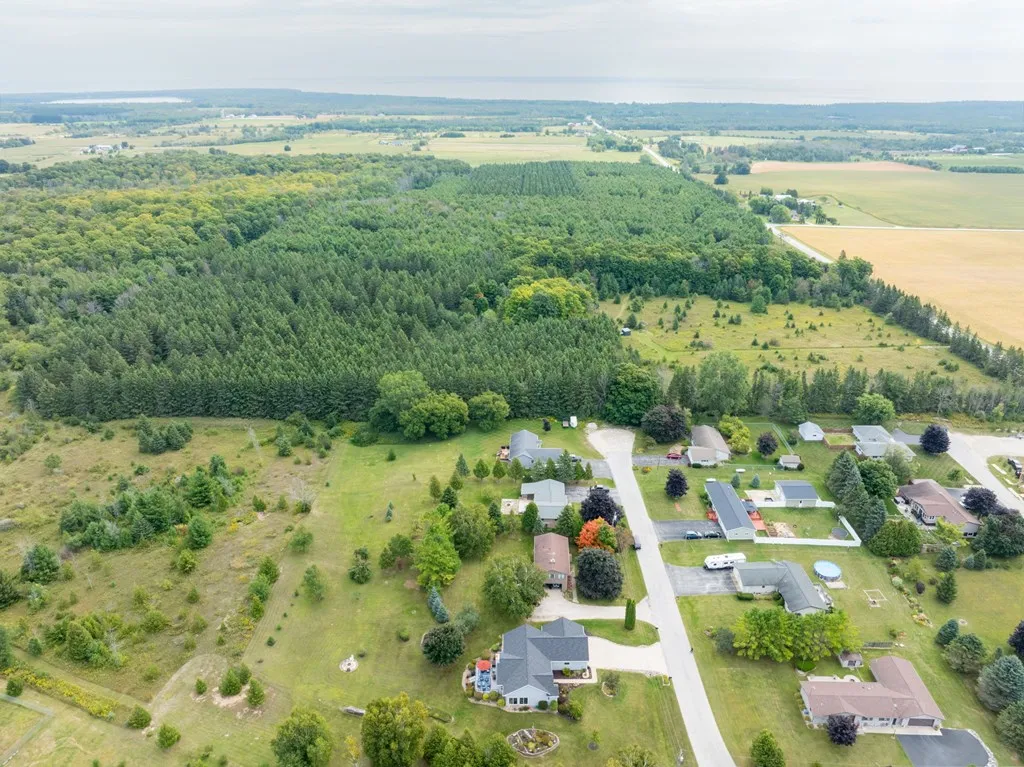 4396 Cricket Ln, Sturgeon Bay, Wisconsin 54235, 3 Bedrooms Bedrooms, ,2 BathroomsBathrooms,Inland-Residential,For Sale,Cricket Ln,144532