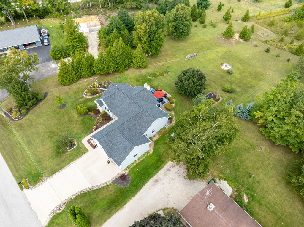 4396 Cricket Ln, Sturgeon Bay, Wisconsin 54235, 3 Bedrooms Bedrooms, ,2 BathroomsBathrooms,Inland-Residential,For Sale,Cricket Ln,144532