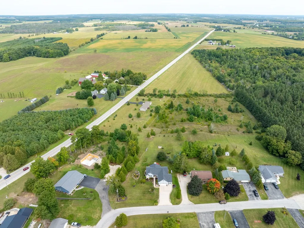 4396 Cricket Ln, Sturgeon Bay, Wisconsin 54235, 3 Bedrooms Bedrooms, ,2 BathroomsBathrooms,Inland-Residential,For Sale,Cricket Ln,144532