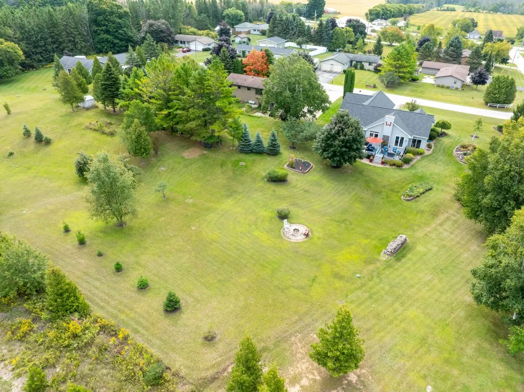 4396 Cricket Ln, Sturgeon Bay, Wisconsin 54235, 3 Bedrooms Bedrooms, ,2 BathroomsBathrooms,Inland-Residential,For Sale,Cricket Ln,144532