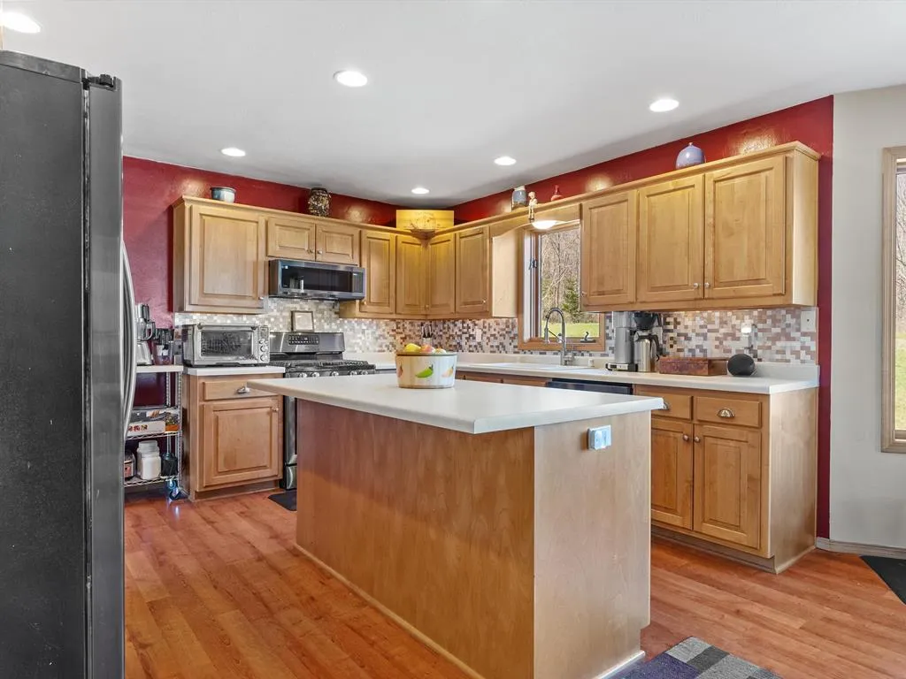 5660 Gordon Rd, Sturgeon Bay Wi 54235, 3 Bedrooms Bedrooms, ,3 BathroomsBathrooms,Inland-Residential,For Sale,Gordon Rd,141553