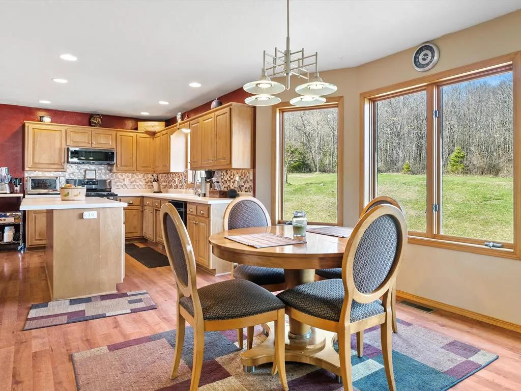 5660 Gordon Rd, Sturgeon Bay Wi 54235, 3 Bedrooms Bedrooms, ,3 BathroomsBathrooms,Inland-Residential,For Sale,Gordon Rd,141553