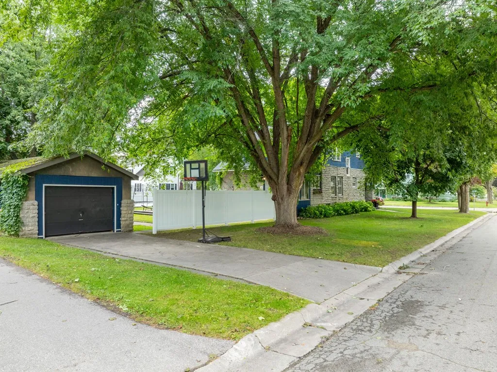 808 Superior St, Sturgeon Bay, Wisconsin 54235, 4 Bedrooms Bedrooms, ,2 BathroomsBathrooms,Inland-Residential,For Sale,Superior St,144521