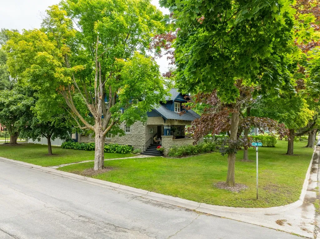 808 Superior St, Sturgeon Bay, Wisconsin 54235, 4 Bedrooms Bedrooms, ,2 BathroomsBathrooms,Inland-Residential,For Sale,Superior St,144521