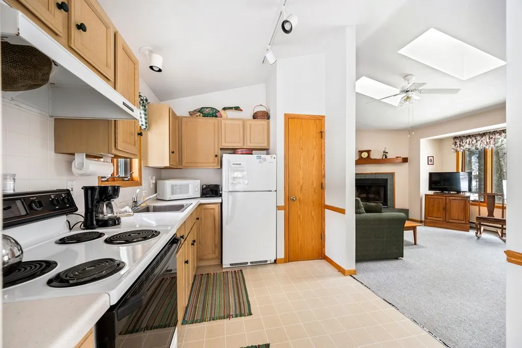 11060 Beach Rd # 1, Sister Bay Wi 54234, 2 Bedrooms Bedrooms, ,1 BathroomBathrooms,Condominium,For Sale,Beach Rd,143720