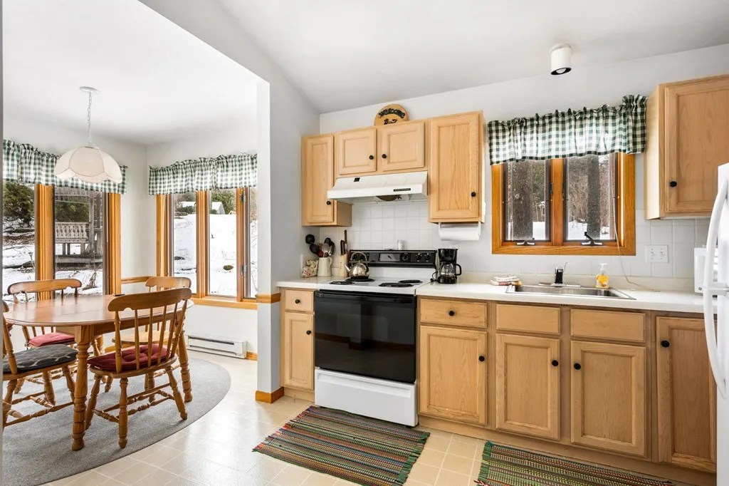 11060 Beach Rd # 1, Sister Bay Wi 54234, 2 Bedrooms Bedrooms, ,1 BathroomBathrooms,Condominium,For Sale,Beach Rd,143720