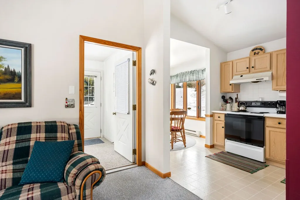 11060 Beach Rd # 1, Sister Bay Wi 54234, 2 Bedrooms Bedrooms, ,1 BathroomBathrooms,Condominium,For Sale,Beach Rd,143720