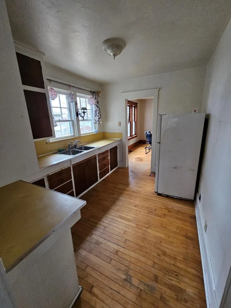27 S Lansing Ave, Sturgeon Bay Wi 54235, 4 Bedrooms Bedrooms, ,2 BathroomsBathrooms,Inland-Residential,For Sale,S Lansing Ave,141075