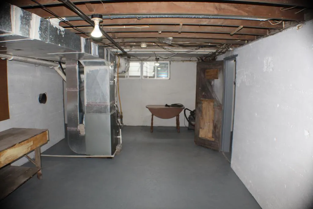 27 S Lansing Ave, Sturgeon Bay Wi 54235, 4 Bedrooms Bedrooms, ,2 BathroomsBathrooms,Inland-Residential,For Sale,S Lansing Ave,141075