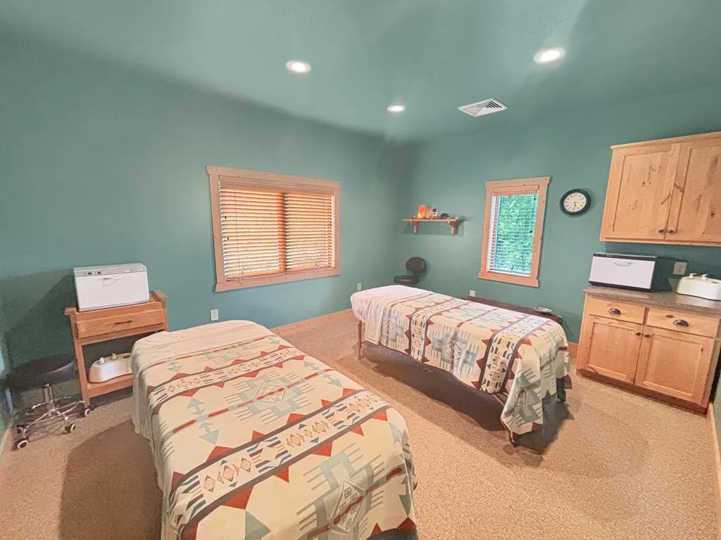 3899 Old Highway Rd, Sturgeon Bay, Wisconsin 54235, 4 Bedrooms Bedrooms, ,5 BathroomsBathrooms,Inland-Residential,For Sale,Old Highway Rd,144323