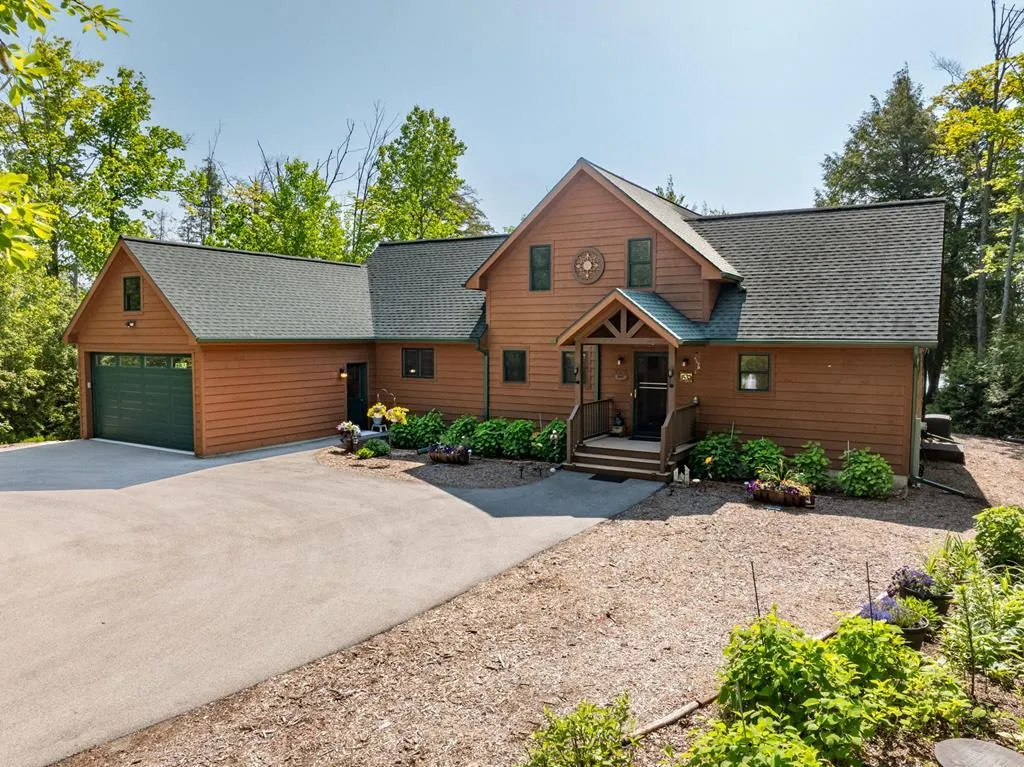 7620 Elm Point Rd, Baileys Harbor, Wisconsin 54202, 3 Bedrooms Bedrooms, ,4 BathroomsBathrooms,Waterfront-Residential,For Sale,Elm Point Rd,144104