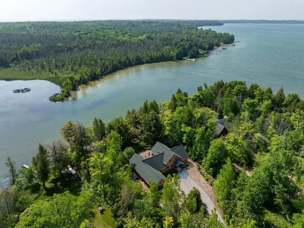 7620 Elm Point Rd, Baileys Harbor, Wisconsin 54202, 3 Bedrooms Bedrooms, ,4 BathroomsBathrooms,Waterfront-Residential,For Sale,Elm Point Rd,144104